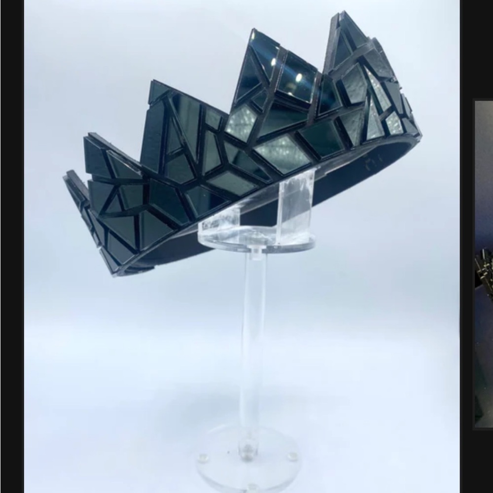 Black Geometric Crown Headband - Picture 10 of 12